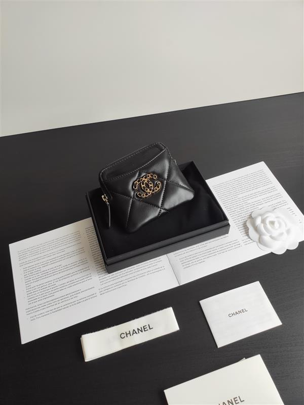 2026127215436836 210